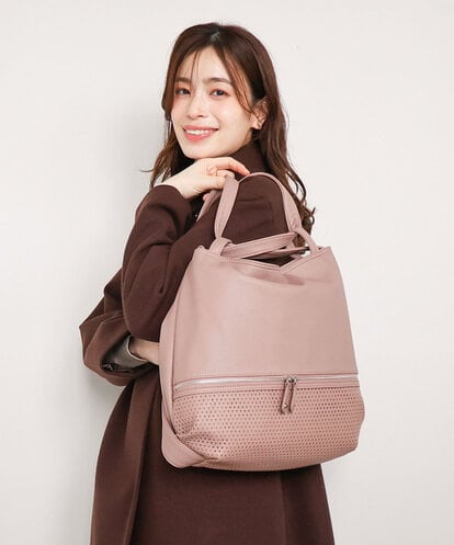 BKCAG26170 MK MICHEL KLEIN BAG [2WAY]パンチングデザイン変形トートバッグ