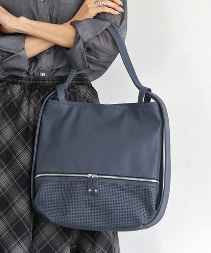 BKCGD26165 MK MICHEL KLEIN BAG [2WAY]パンチングデザイン変形トートバッグ