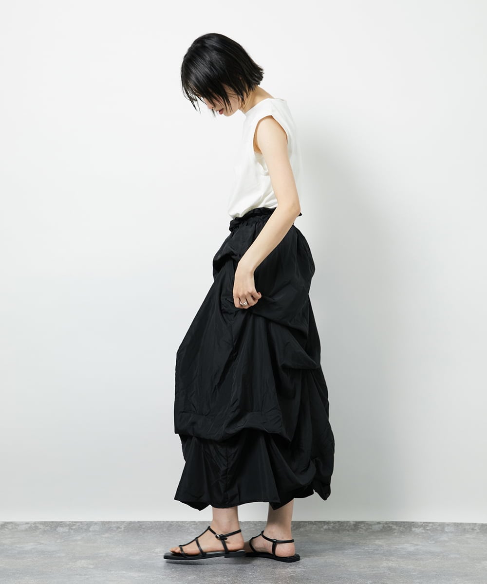 CTEID03081 TONEA(トネア) タックデザイン ドッキングワンピース ホワイト×ブラック