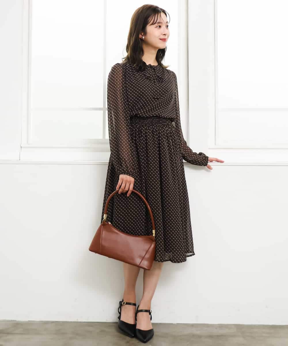 F1HJD39150 MK MICHEL KLEIN(小さいサイズ)(メゾン ドゥ サンク) 【小さいサイズ】[セットアップ］[洗える]スクエア幾何柄シフォンスカート ブルーグリーン
