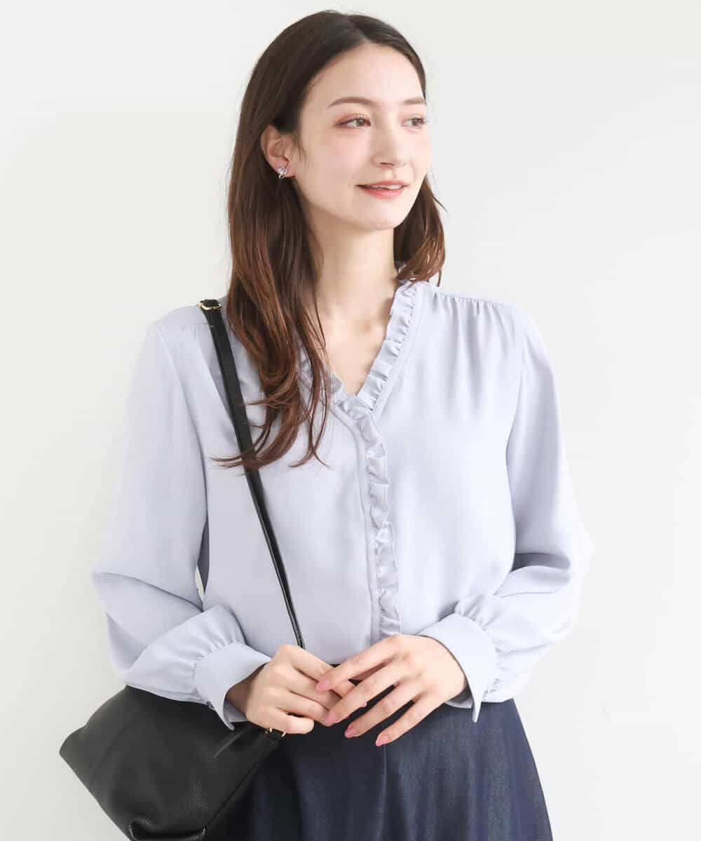FKBGD32150 MK MICHEL KLEIN(MK ミッシェルクラン) [洗える]Vネックミニフリルブラウス ライトブルー
