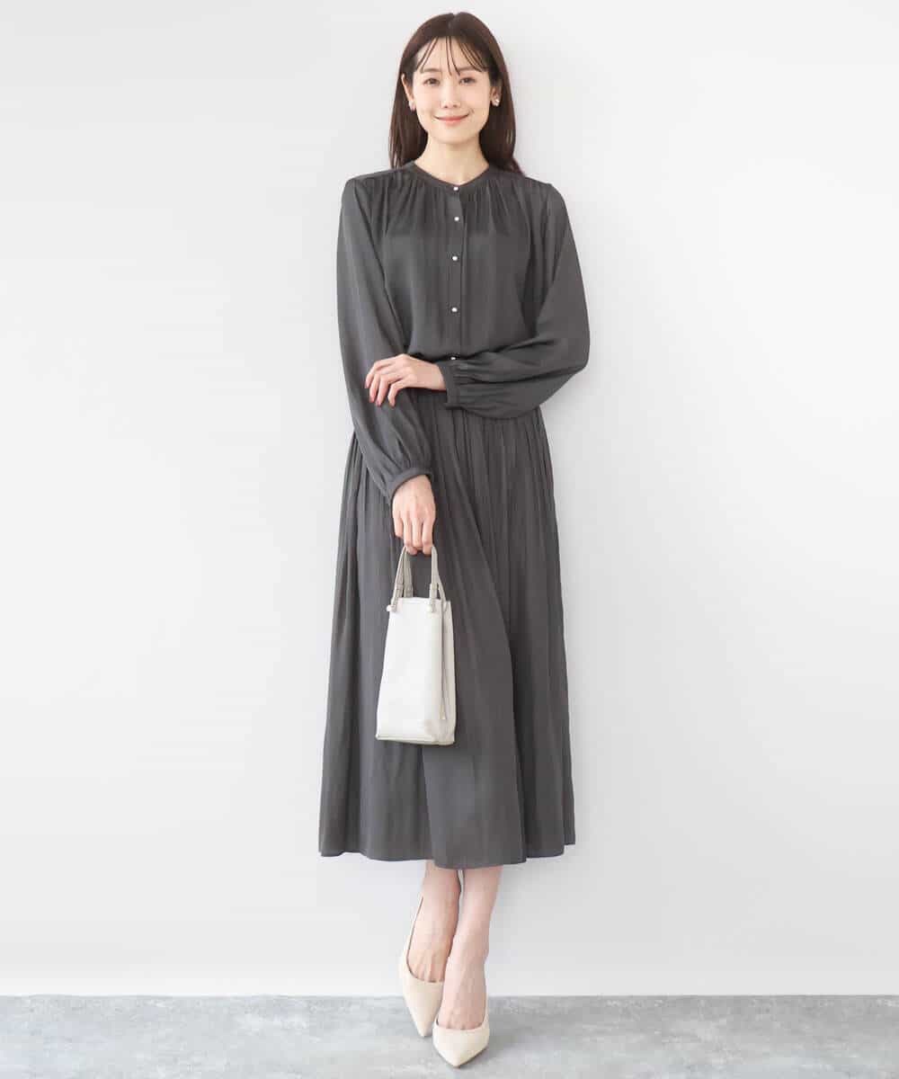 FKBGD35140 MK MICHEL KLEIN(MK ミッシェルクラン) [瞬美シリーズ/UVカット/接触冷感/洗える]バンドカラーサテンブラウス ベージュ