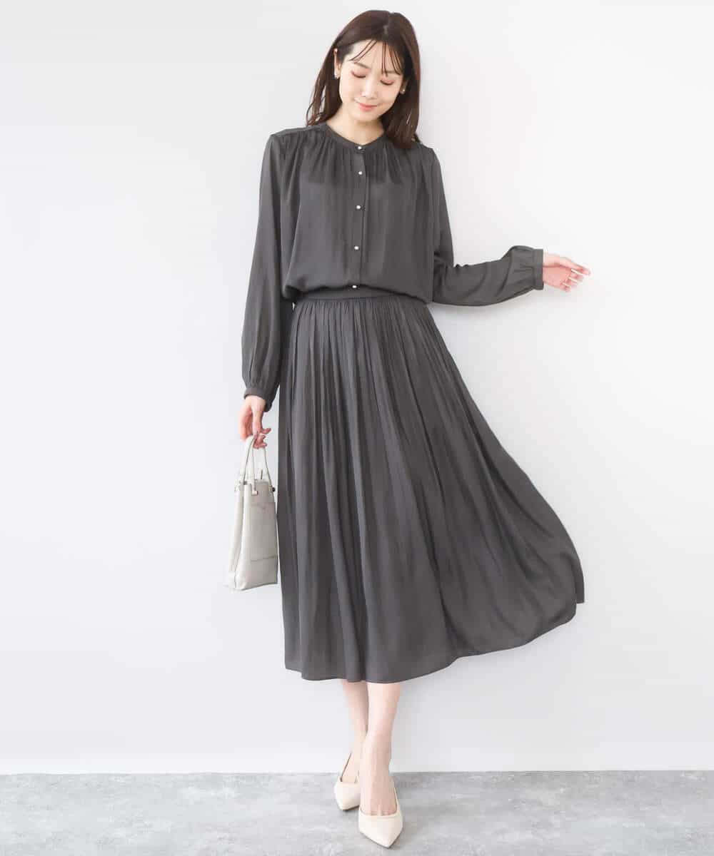 FKBGD35140 MK MICHEL KLEIN(MK ミッシェルクラン) [瞬美シリーズ/UVカット/接触冷感/洗える]バンドカラーサテンブラウス ベージュ