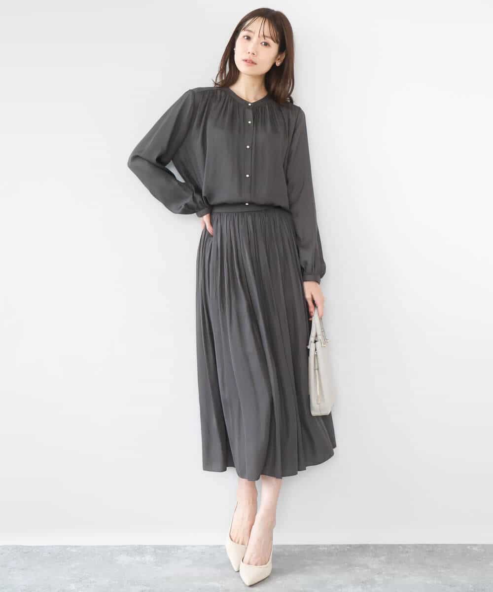 FKBGD35140 MK MICHEL KLEIN(MK ミッシェルクラン) [瞬美シリーズ/UVカット/接触冷感/洗える]バンドカラーサテンブラウス ベージュ
