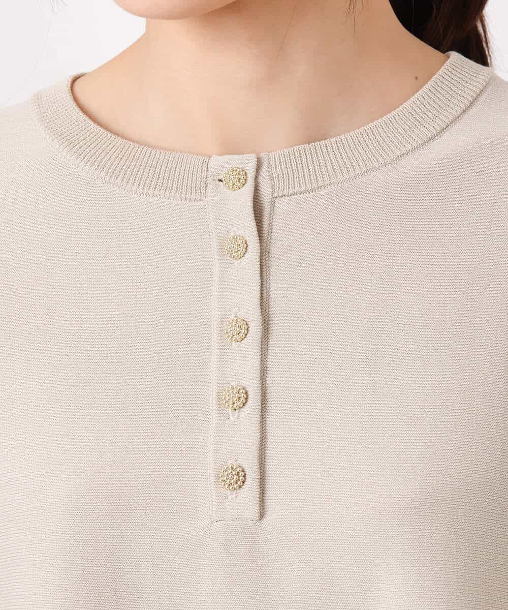 FKFGD52140 MK MICHEL KLEIN(MK ミッシェルクラン) [UVカット/接触冷感/洗える]金釦フレアシルエットドルマンニット ベージュ