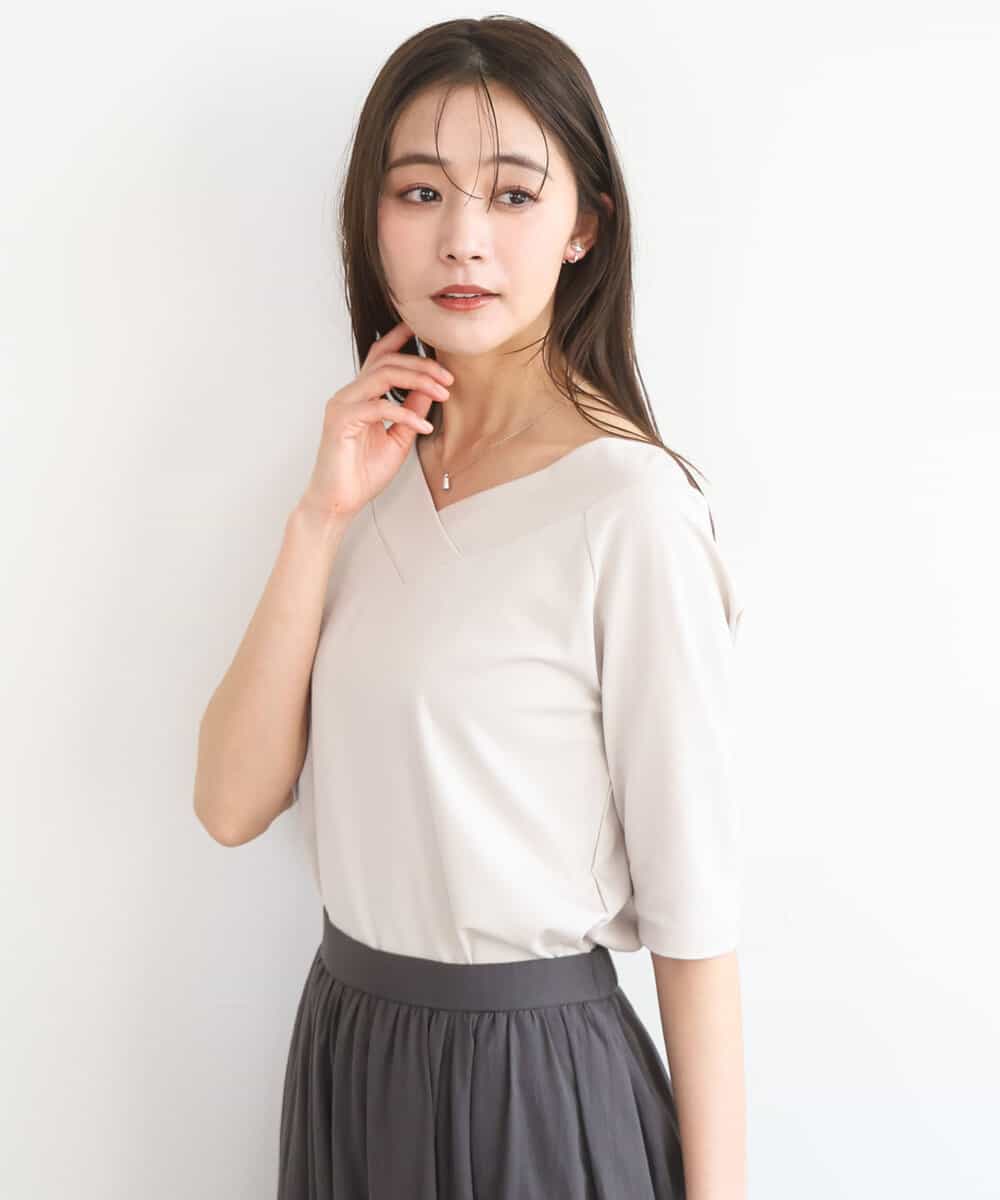 FKKGD40090 MK MICHEL KLEIN(MK ミッシェルクラン) [UVカット/接触冷感/洗える]2wayネックデザインポンチカットソー ベージュ