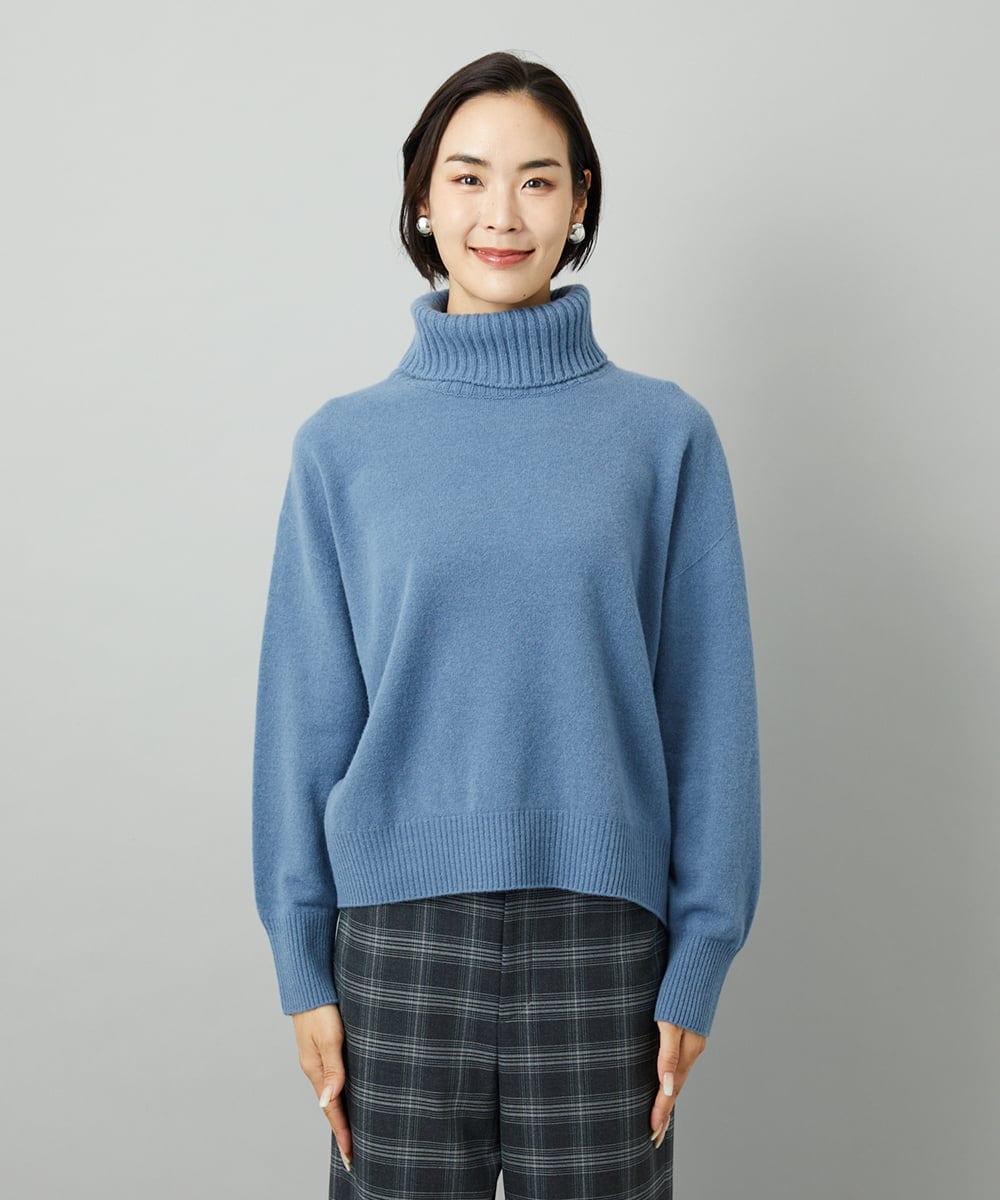 FMFAD28230 MICHEL KLEIN(ミッシェルクラン) ハイネックニット ブルー