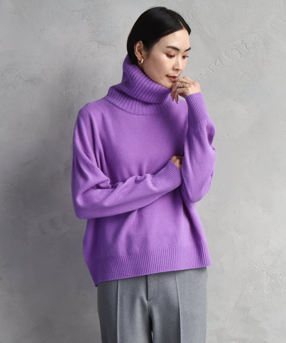 FMFAD28230 MICHEL KLEIN(ミッシェルクラン) ハイネックニット ブルー