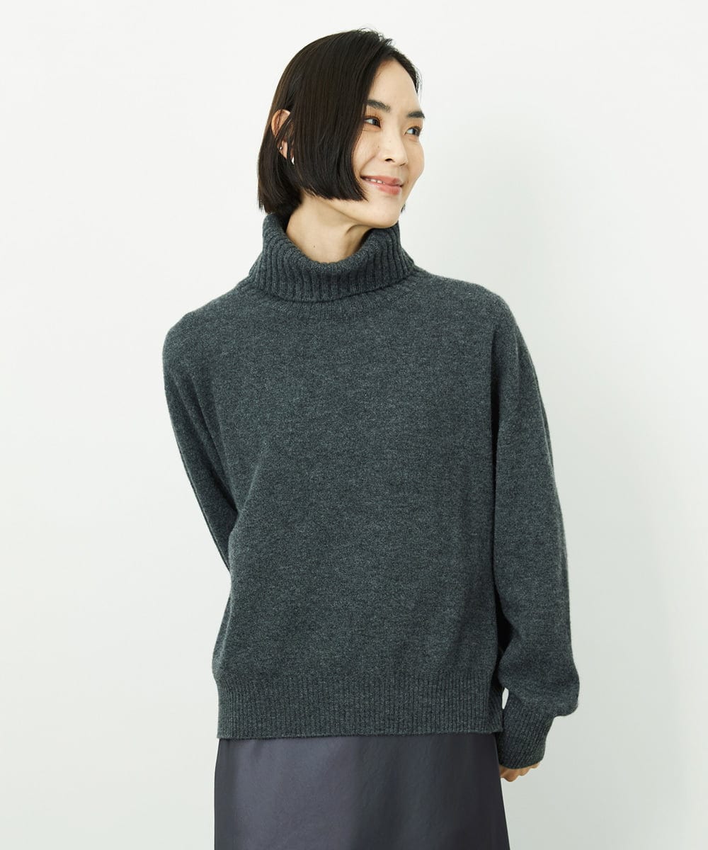 FMFAD28230 MICHEL KLEIN(ミッシェルクラン) ハイネックニット ブルー