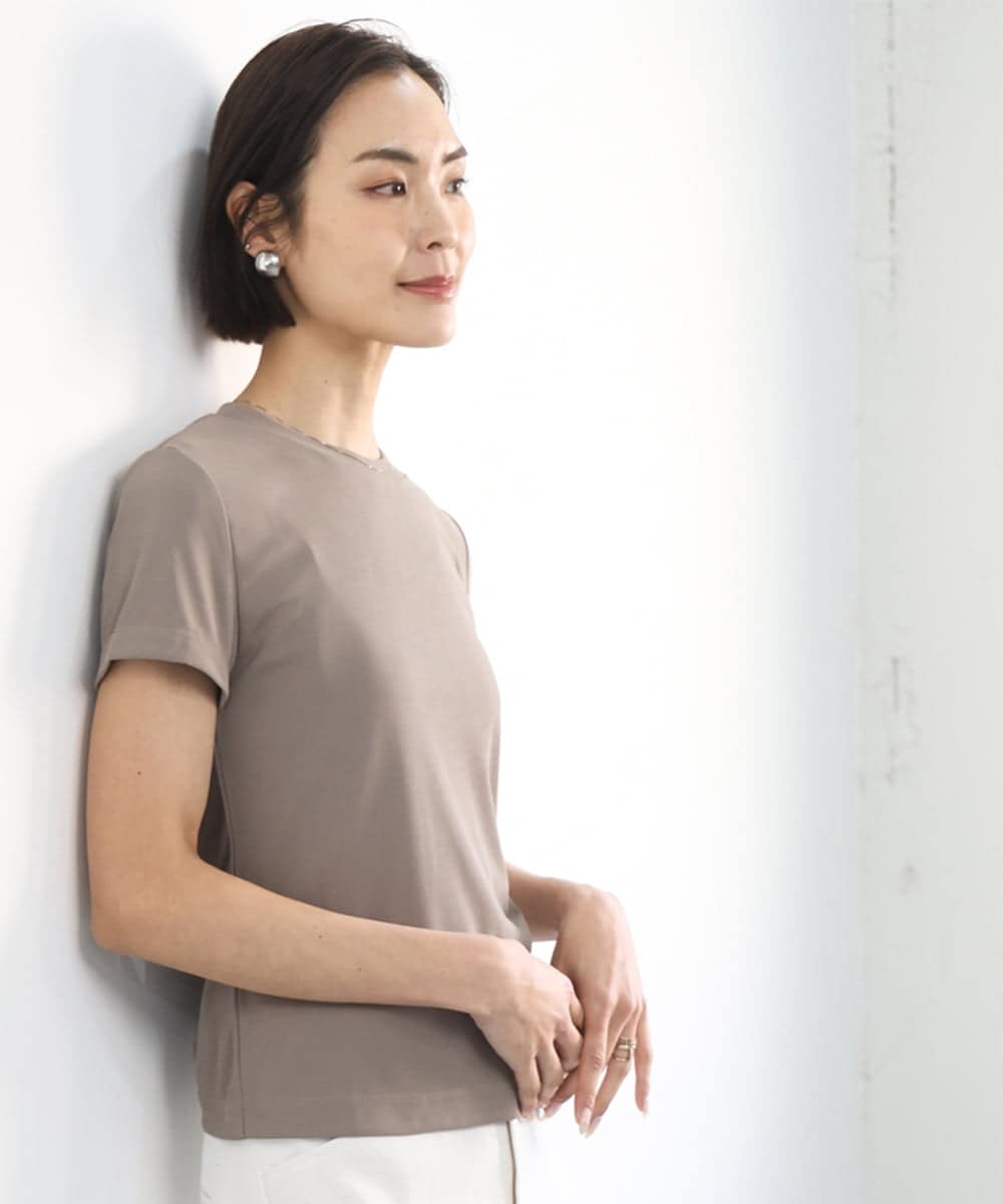 FMKGD07120 MICHEL KLEIN(ミッシェルクラン) [遮熱効果素材]クリーンシルエットTシャツ カーキ