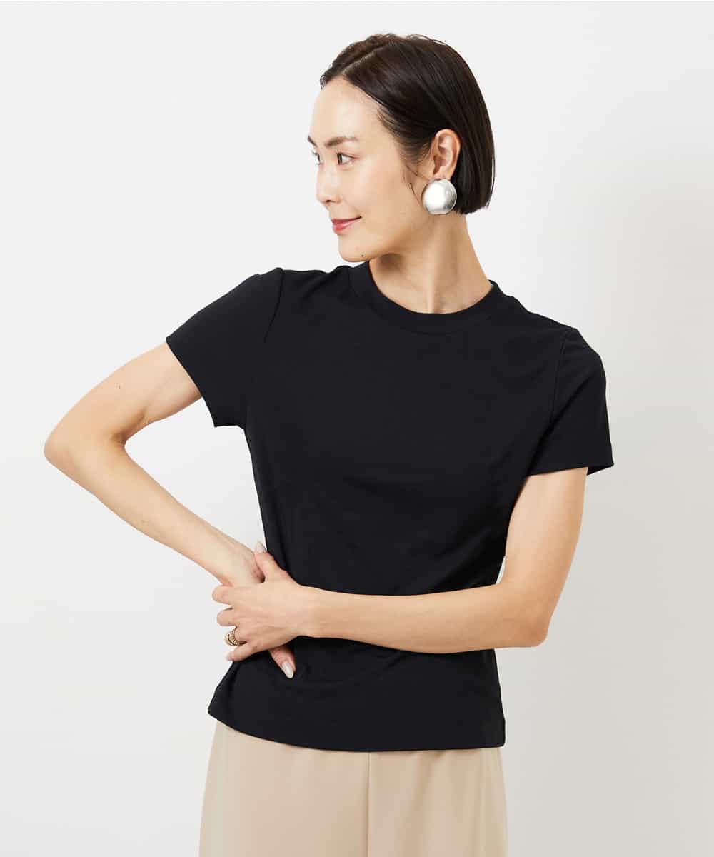 FMKGD07120 MICHEL KLEIN(ミッシェルクラン) [遮熱効果素材]クリーンシルエットTシャツ ブラック