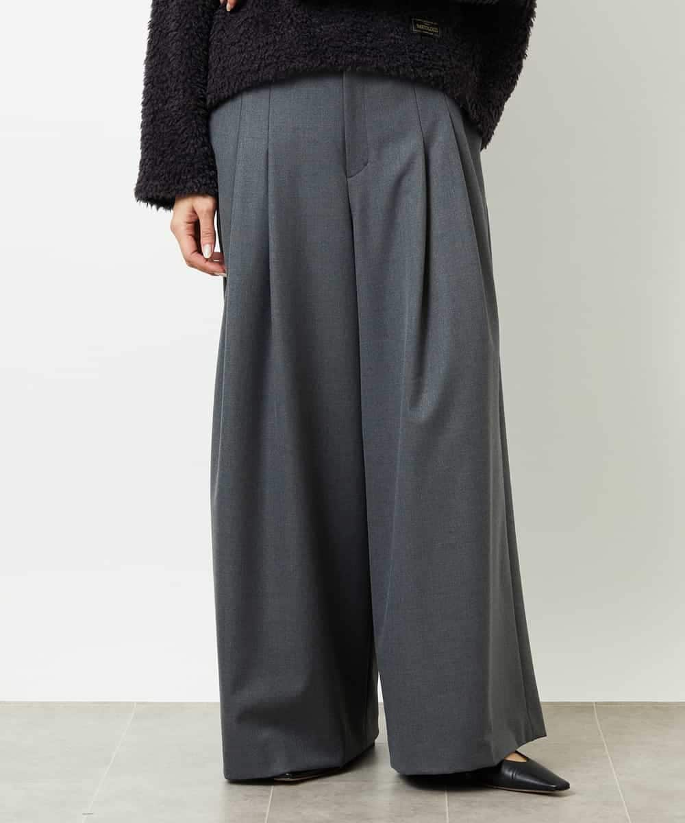 FMLBE28220 MICHEL KLEIN(ミッシェルクラン) 2タックワイドパンツ オフホワイト