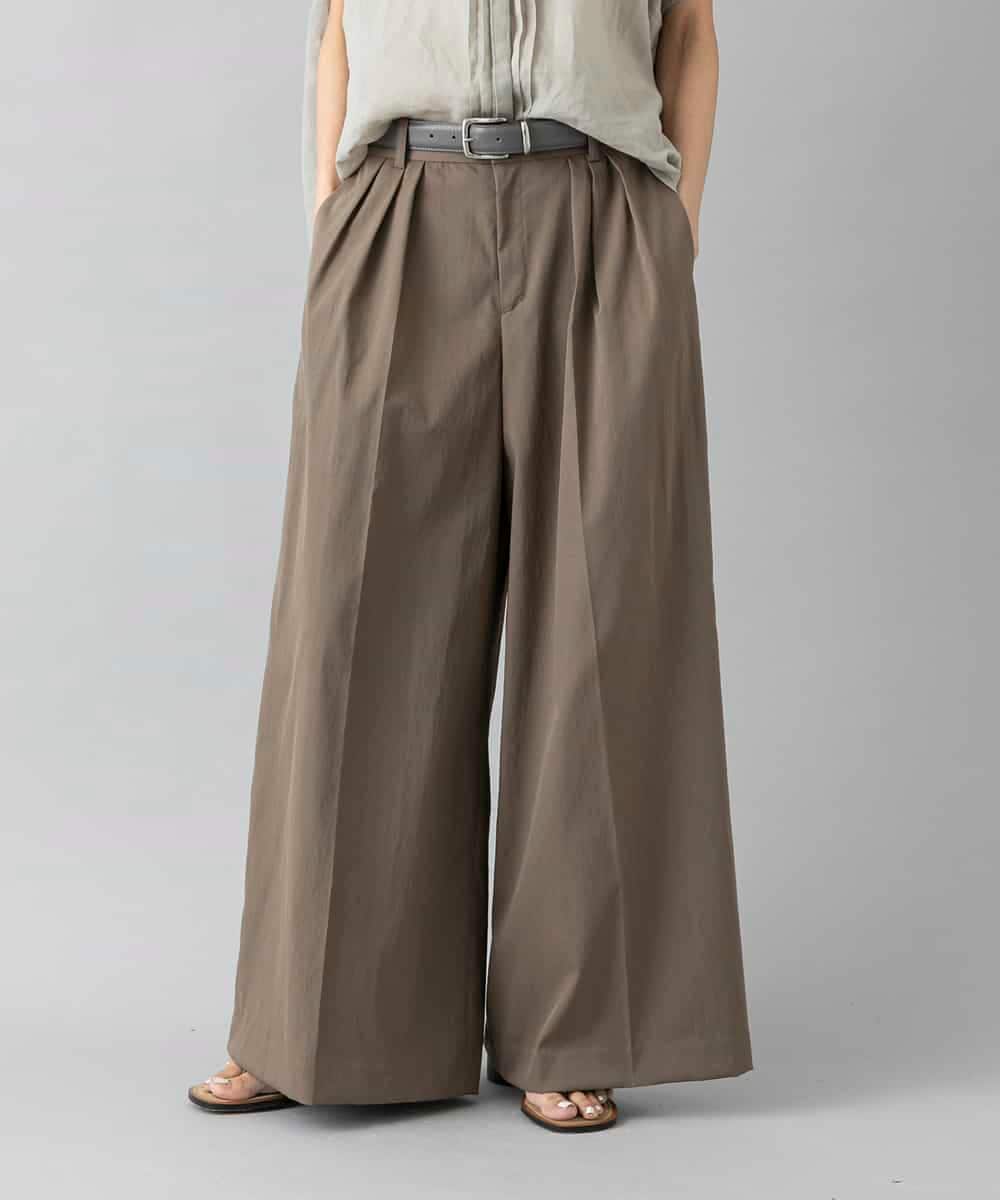 FMLGD22260 MICHEL KLEIN(ミッシェルクラン) 2タックワイドチノパンツ ベージュ