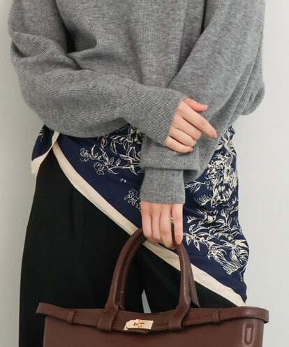 FR3AG40055 MK MICHEL KLEIN [洗える]リーフ柄大判スカーフ