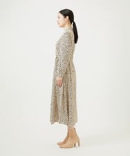 GBEEE03630 Sybilla(シビラ) ランダムドットプリントドレス ブラック×ベージュ