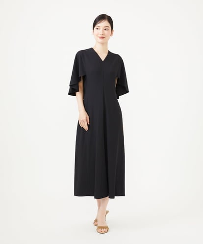 GBPJE53500 Sybilla ケープスリーブドレス