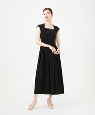 GDPAG90500 Sybilla(シビラ) 【メディア着用】ストレッチスクエアネックドレス ブラック