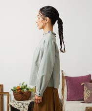 GJBCD33200 Jocomomola(ホコモモラ) 【2WAY】Flor pequena チェックフラワー刺繍ブラウス グリーン