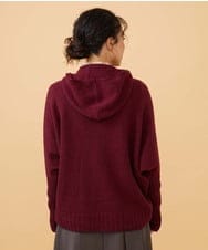 GJFAD33220 Jocomomola(ホコモモラ) Vantana ケーブル編みフード付きニット レッド