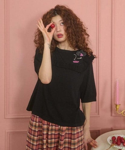 GJFGE02220  Dulcinea フリルニットプルオーバー