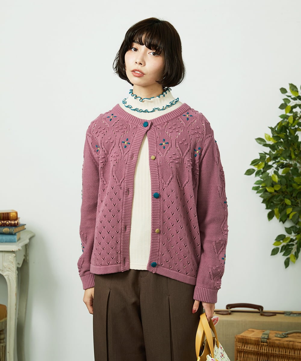 GJSDD30220 Jocomomola(ホコモモラ) フラワー刺繍ケーブルニットカーディガン ピンク