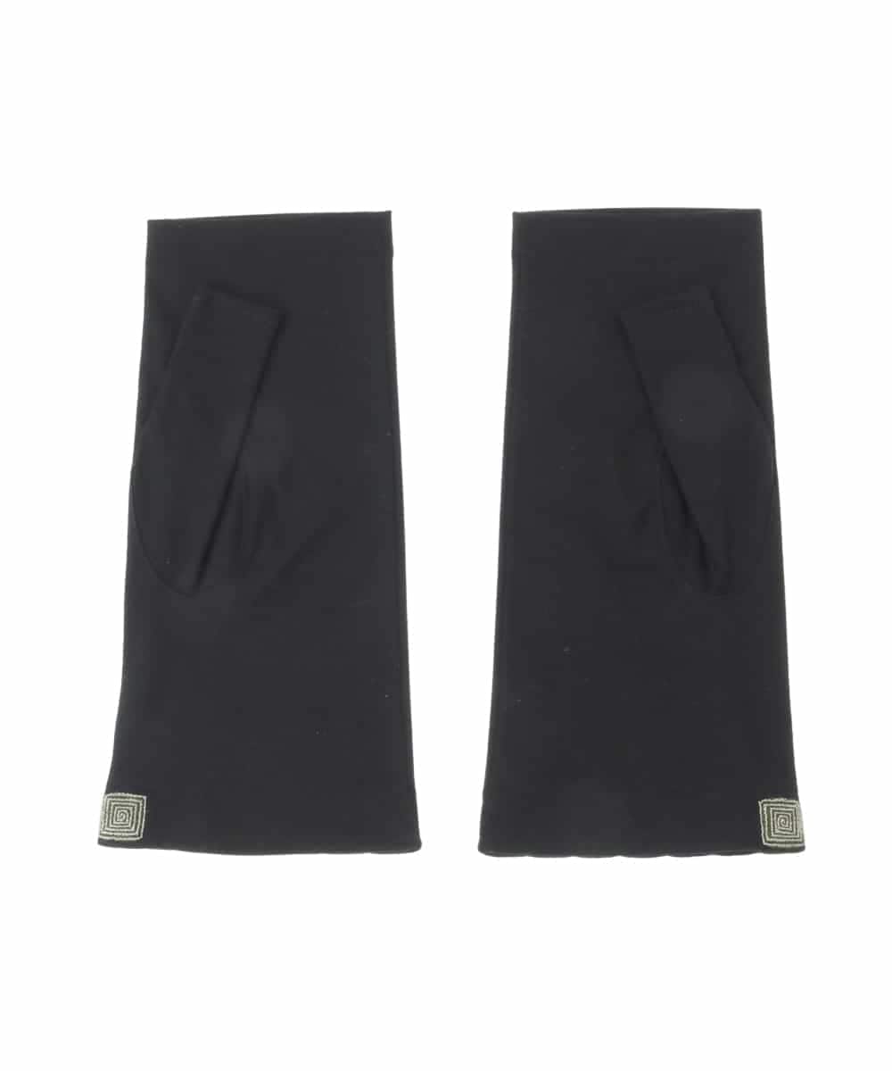 GS2GD03035 Sybilla(シビラ) 【日本製/接触冷感】モチーフ刺繍UVフィンガーレス手袋 ブラック