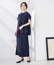 K2BHD06044 a.v.v(アー・ヴェ・ヴェ) 【接触冷感/UVカット】リネンライククルーネックブラウス【セットアップ対応/アンチピリング】 ネイビー