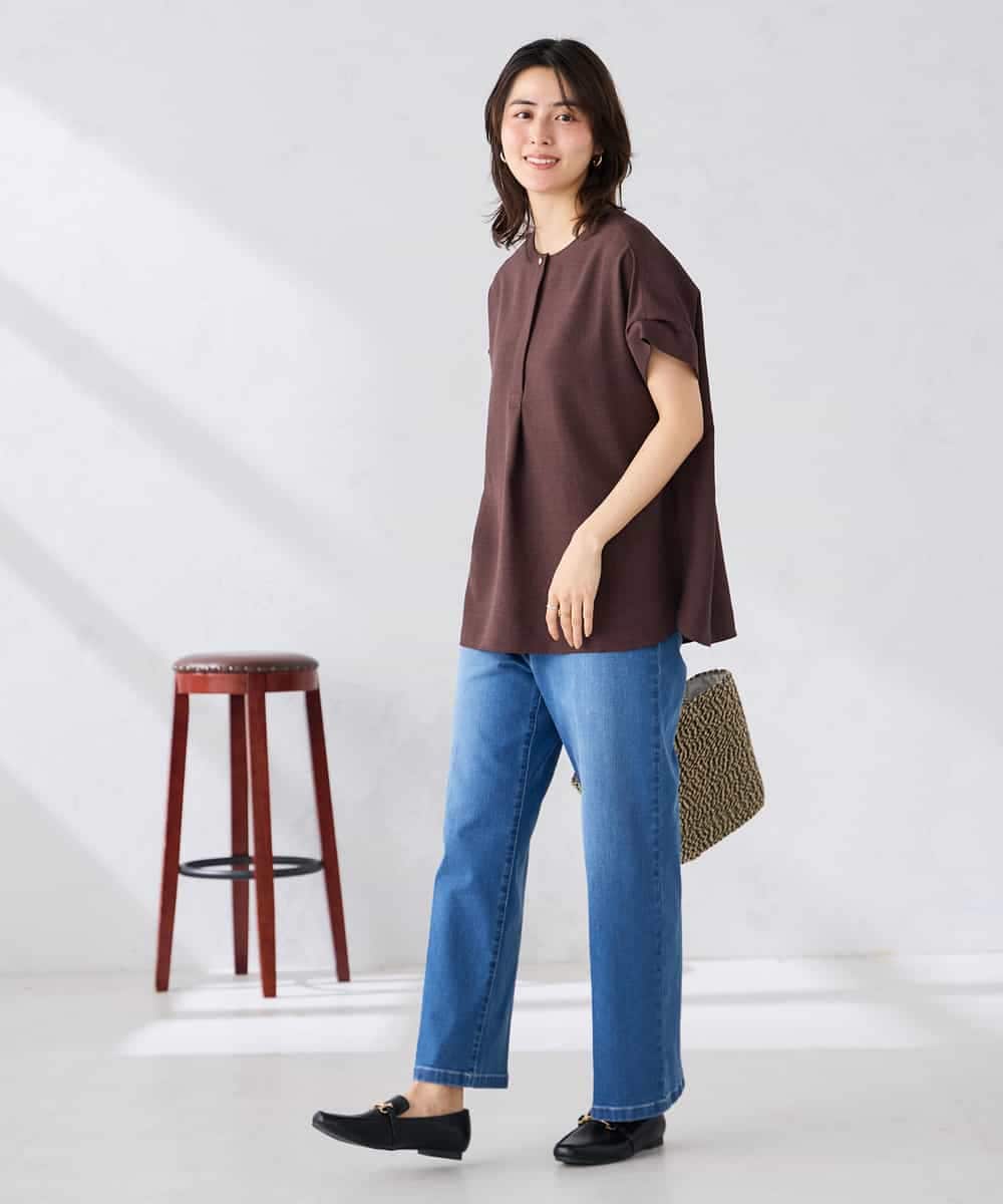 K2BHD06044 a.v.v(アー・ヴェ・ヴェ) 【接触冷感/UVカット】リネンライククルーネックブラウス【セットアップ対応/アンチピリング】 ネイビー