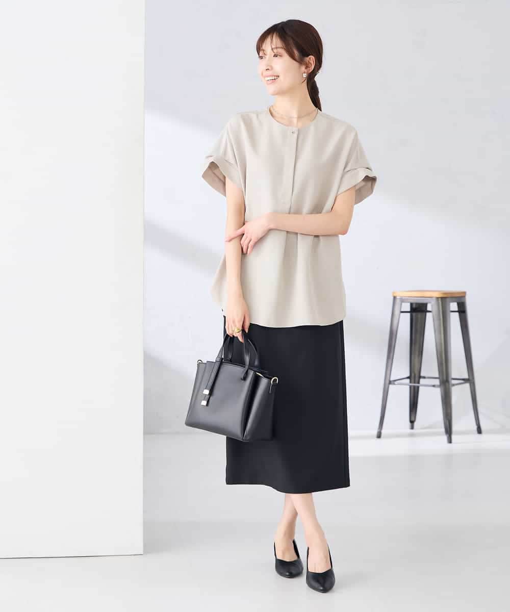 K2BHD06044 a.v.v(アー・ヴェ・ヴェ) 【接触冷感/UVカット】リネンライククルーネックブラウス【セットアップ対応/アンチピリング】 ネイビー