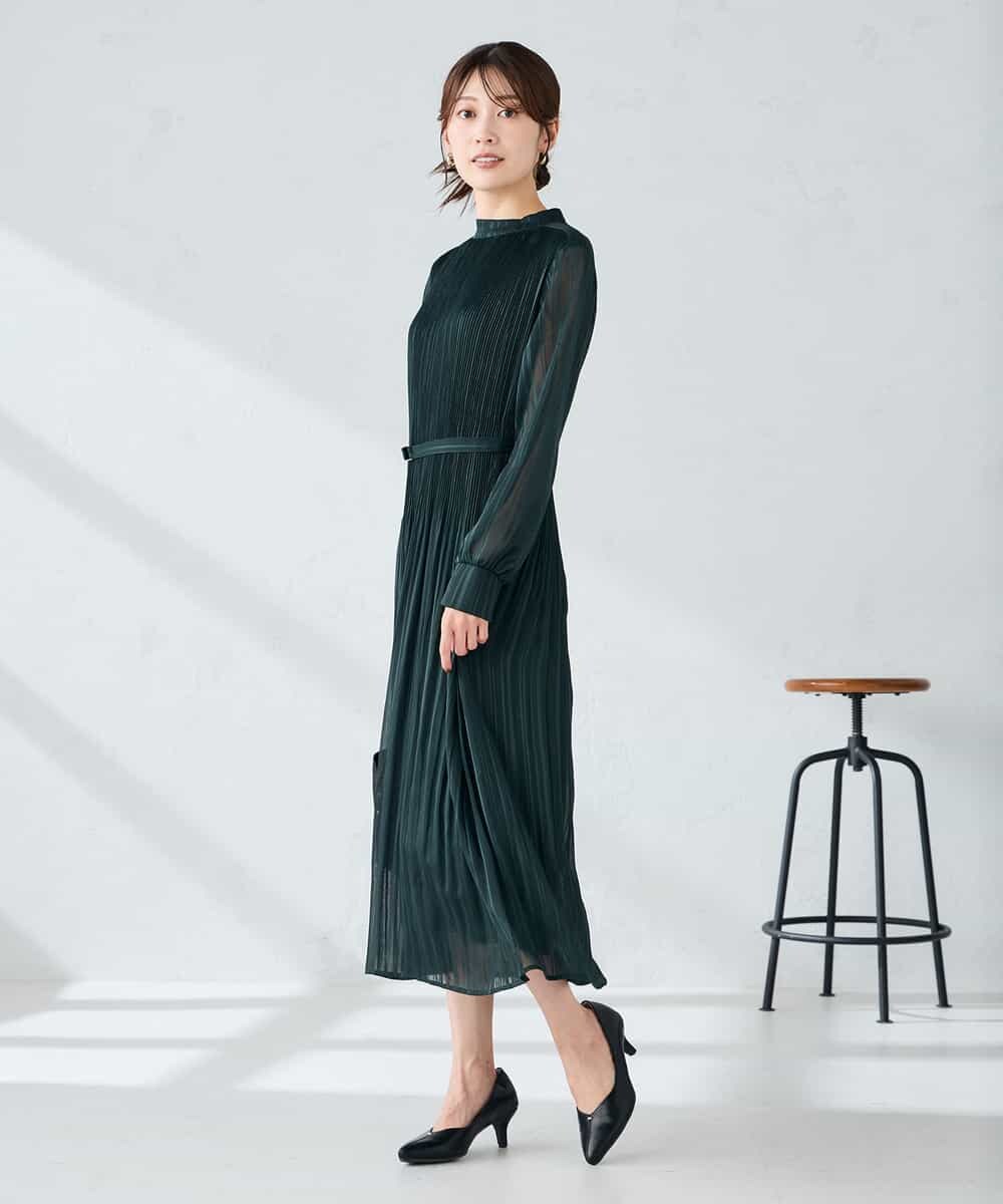 K2EKA09099 a.v.v(アー・ヴェ・ヴェ) ランダムプリーツワンピース グリーン