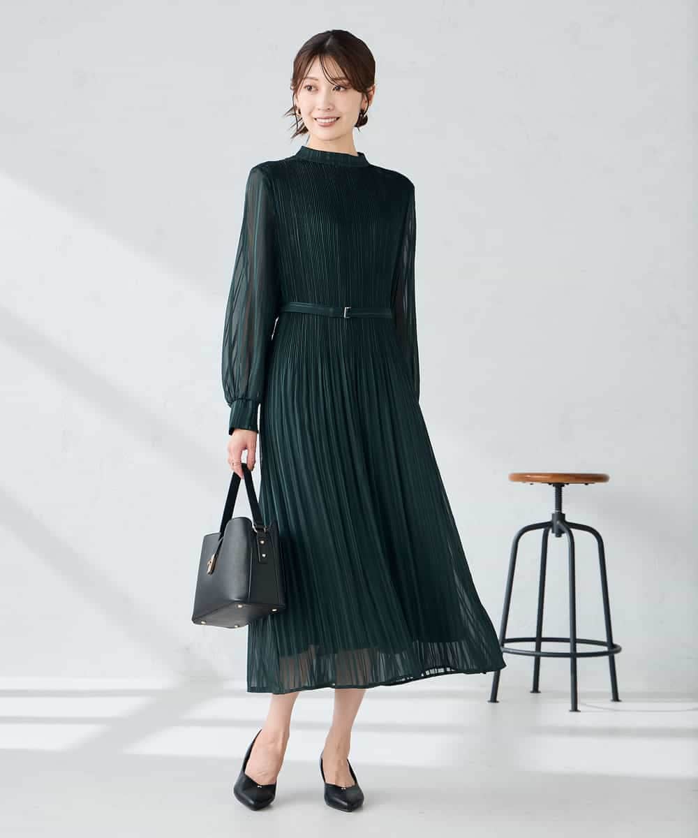 K2EKA09099 a.v.v(アー・ヴェ・ヴェ) ランダムプリーツワンピース グリーン