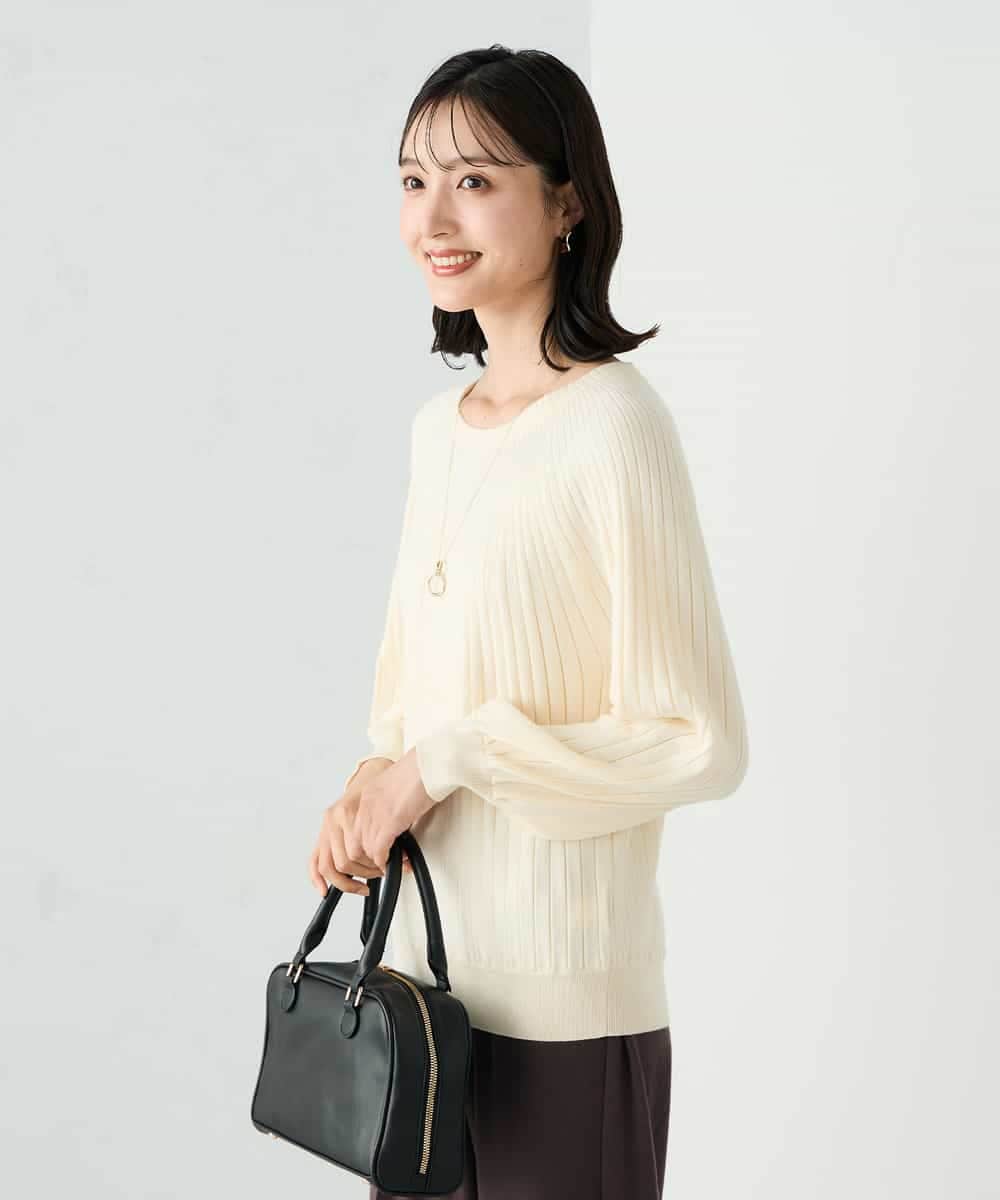 K2FAD10044 a.v.v(アー・ヴェ・ヴェ) 【洗える】求心風クルーネックニット【新色追加】 レッド