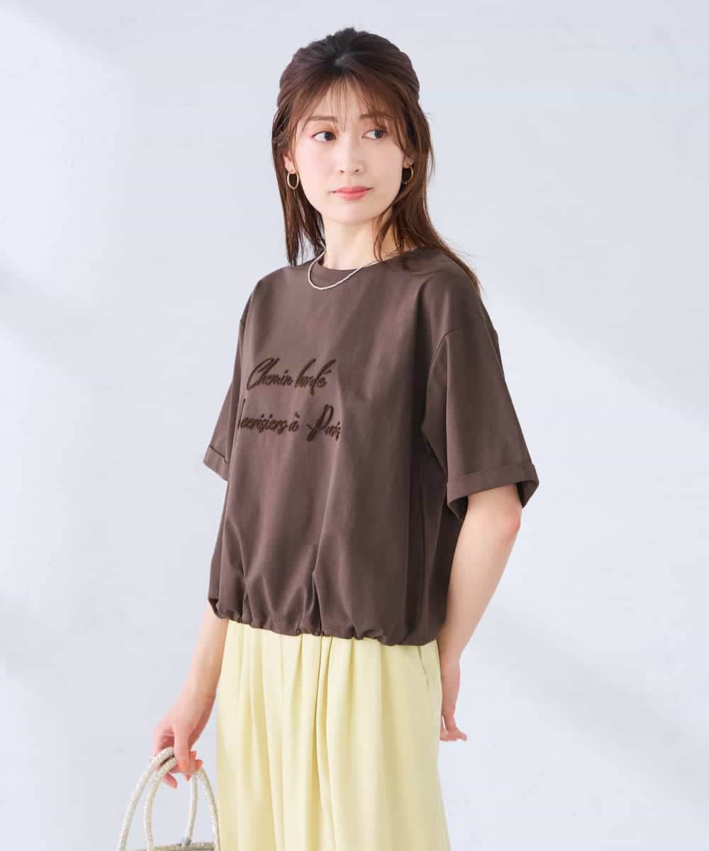 K2KGD38035 a.v.v(アー・ヴェ・ヴェ) 【新色追加】裾ドロストロゴTシャツ ホワイト