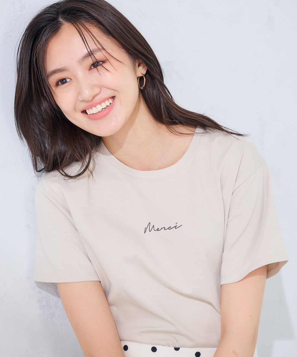 K2KHD54029 a.v.v(アー・ヴェ・ヴェ) 【接触冷感/UVカット/コットン100%】コンパクトロゴTシャツ グレージュ