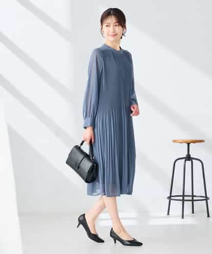 K6EHF26109 a.v.v 【WEB限定】ランダムプリーツワンピース