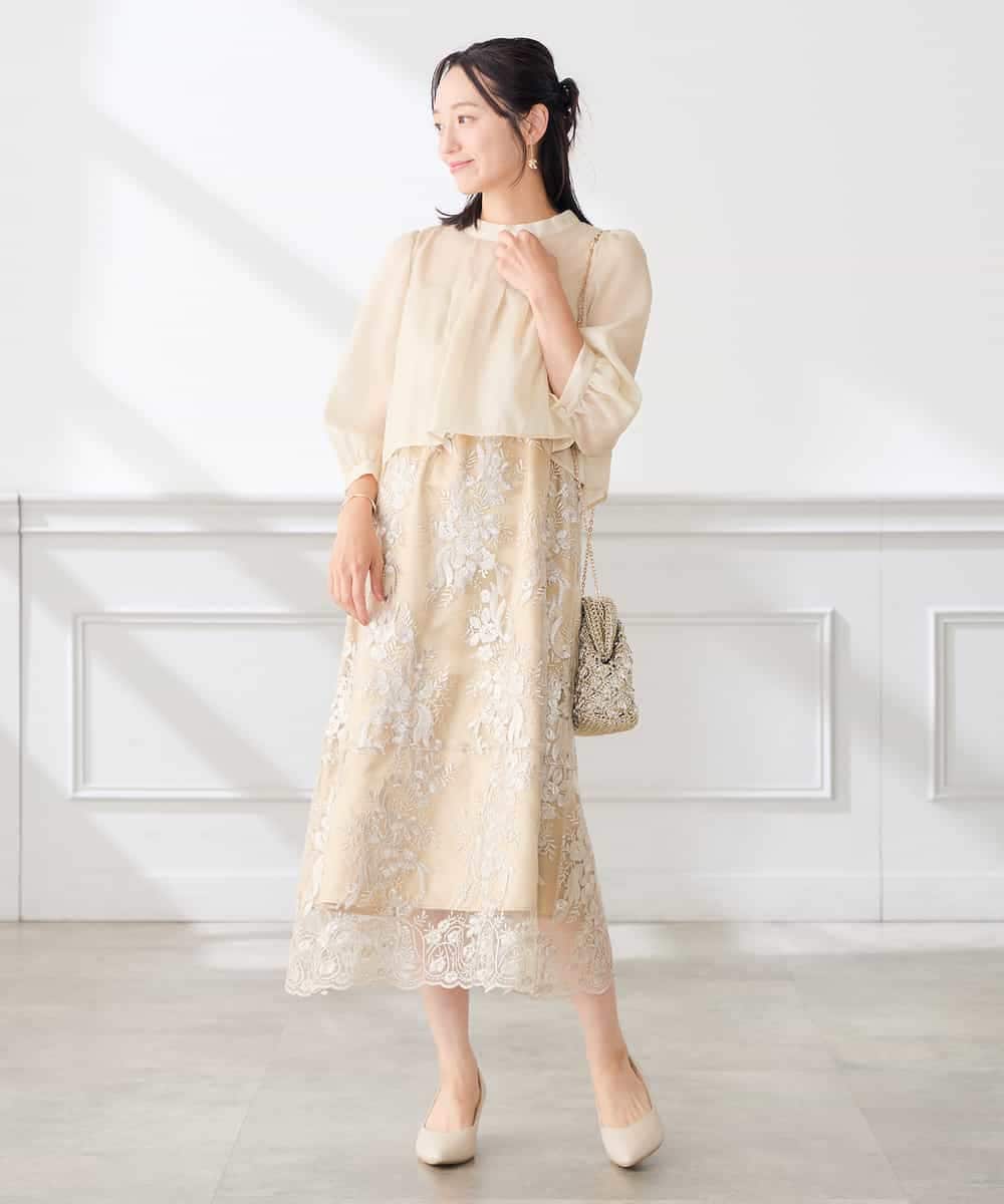 KAETF11169 a.v.v Elmi(アー・ヴェ・ヴェ) 【低身長サイズ/結婚式/お呼ばれに】チュール刺繍 スタンドカラーワンピース ベージュ