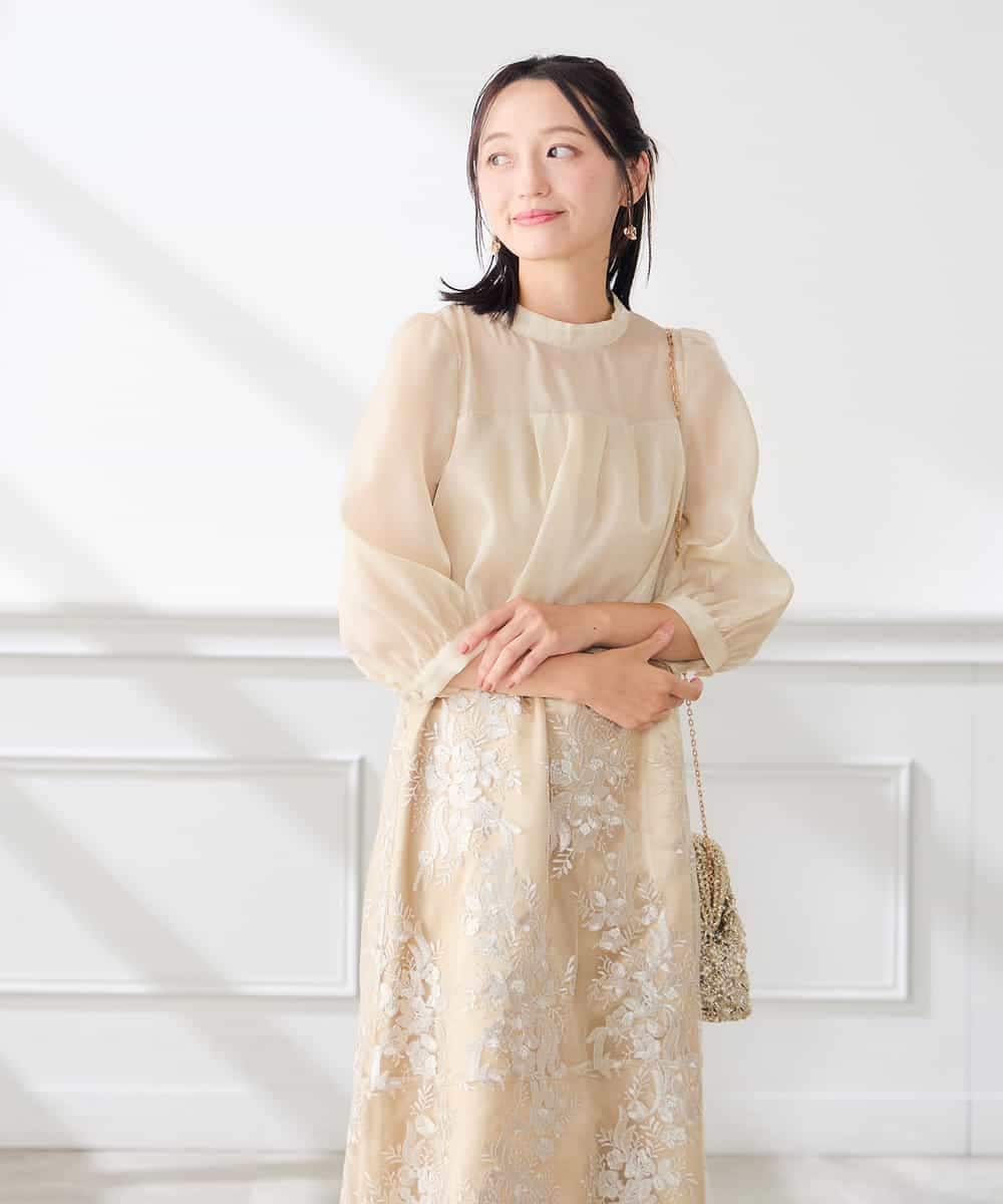 KAETF11169 a.v.v Elmi(アー・ヴェ・ヴェ) 【低身長サイズ/結婚式/お呼ばれに】チュール刺繍 スタンドカラーワンピース ベージュ