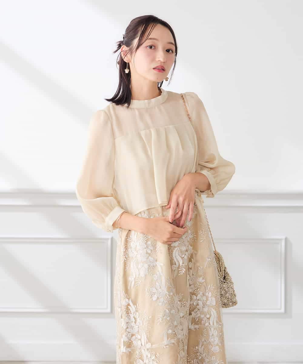 KAETF11169 a.v.v Elmi(アー・ヴェ・ヴェ) 【低身長サイズ/結婚式/お呼ばれに】チュール刺繍 スタンドカラーワンピース ベージュ