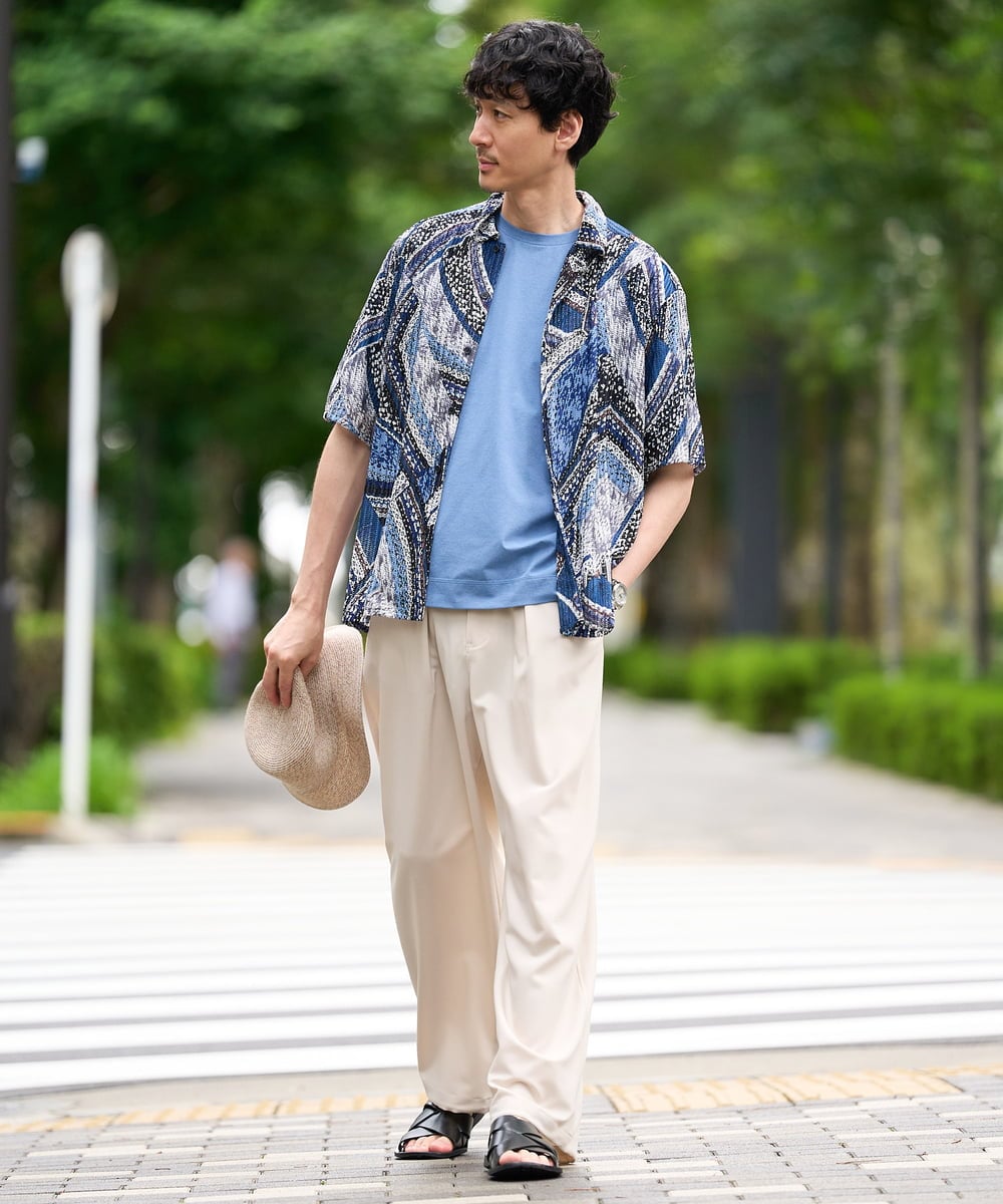 KHBHD84079 a.v.v MEN(アー・ヴェ・ヴェ) 〈シアー / 清涼感〉アートプリントオープンカラーシャツ【五分袖 / 洗濯機で洗える】 ブラウン