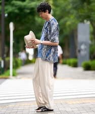 KHBHD84079 a.v.v MEN(アー・ヴェ・ヴェ) 〈シアー / 清涼感〉アートプリントオープンカラーシャツ【五分袖 / 洗濯機で洗える】 ブラウン