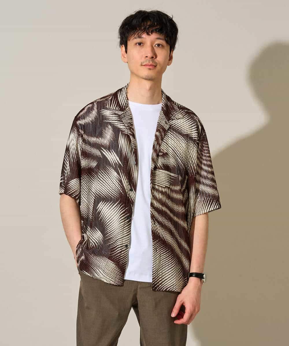 KHBHD84079 a.v.v MEN(アー・ヴェ・ヴェ) 〈シアー / 清涼感〉アートプリントオープンカラーシャツ【五分袖 / 洗濯機で洗える】 ブラウン