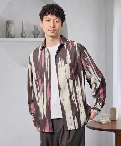 KHBJD09069 a.v.v MEN ＼秋に着たい、大人の柄シャツ／ペインター柄ワイドシルエットシャツ【イージーケア/洗濯機で洗える/速乾/毛玉になりにくい】