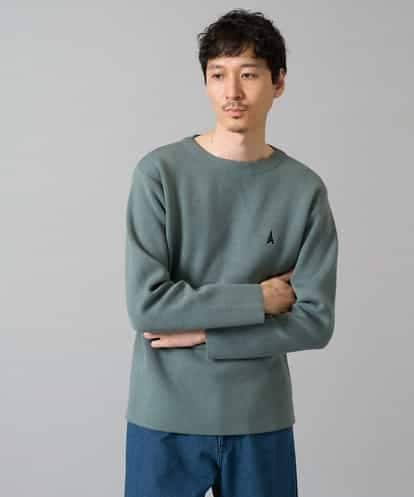 KHFAD60049 a.v.v MEN 【洗濯機で洗える】ワンポイント刺繍ボートネックニット