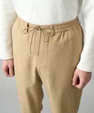 KHLED03069 a.v.v MEN(アー・ヴェ・ヴェ) ＼秋の仕事着を品よく整えるパンツ／アムンゼンストレッチセミルーズパンツ【イージーケア/洗濯機で洗える/毛玉になりにくい/ストレッチ】 ベージュ