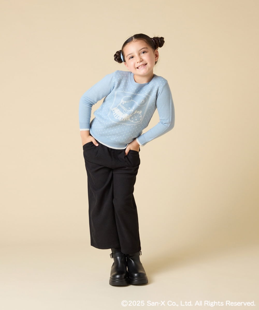 KJFAD80039 a.v.v KIDS(アー・ヴェ・ヴェ) [100-140]【a.v.v限定デザイン/しろくまとふろしきアート】すみっコぐらしジャカードニット ライトブルー