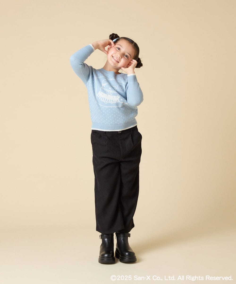 KJFAD80039 a.v.v KIDS(アー・ヴェ・ヴェ) [100-140]【a.v.v限定デザイン/しろくまとふろしきアート】すみっコぐらしジャカードニット ライトブルー