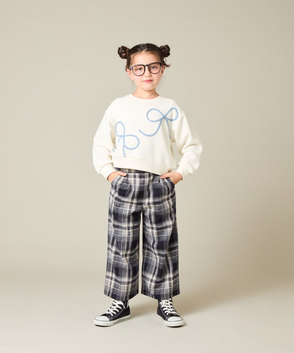 KJKLA41034 a.v.v KIDS(アー・ヴェ・ヴェ) [120-160]【立体リボンがカワイイ/通学にもオススメ】リボンテープ裏毛トレーナー アイボリー