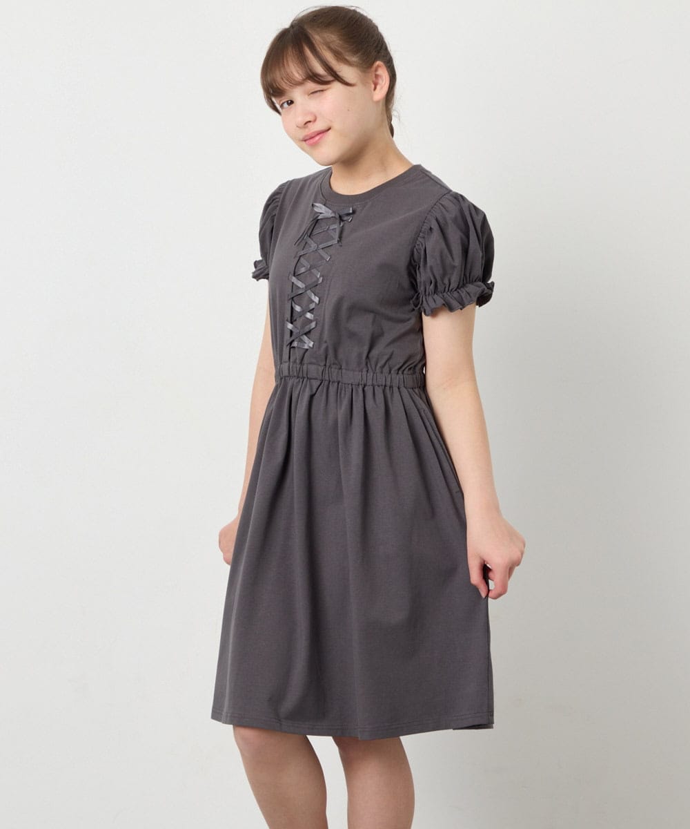 KJPGD01034 a.v.v KIDS(アー・ヴェ・ヴェ) [120-160]【接触冷感/毛玉になりにくい】レースアップフレアワンピース ダークグレー