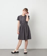 KJPGD01034 a.v.v KIDS(アー・ヴェ・ヴェ) [120-160]【接触冷感/毛玉になりにくい】レースアップフレアワンピース ダークグレー