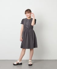 KJPGD01034 a.v.v KIDS(アー・ヴェ・ヴェ) [120-160]【接触冷感/毛玉になりにくい】レースアップフレアワンピース ダークグレー